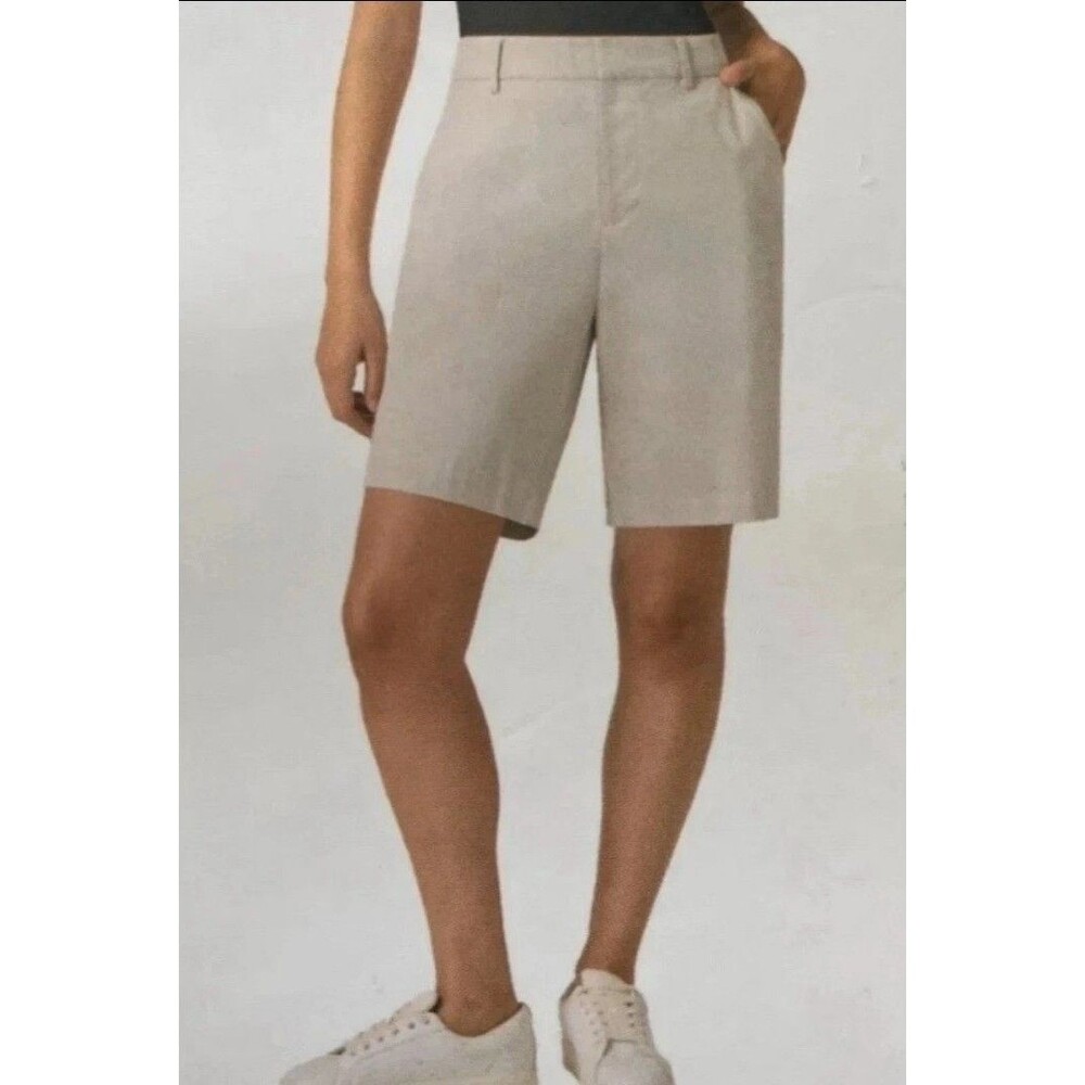 Matty M Women's Chino Shorts, Beige, Size  Medium  NWT  E2